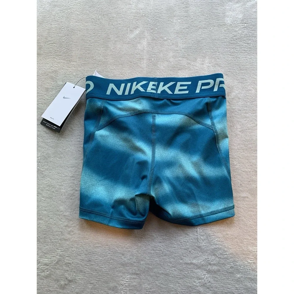 NWT Nike Pro Women's 3 inch Striped Blue Shorts Size XS 3